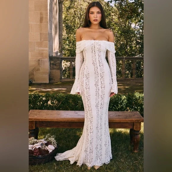 House of CB Belle Off the Shoulder Long Sleeve Mermaid Gown - XS